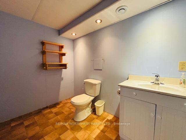 Photo 24 of 914 Eleventh Ave N, Kenora, Evergreen — HOMEH