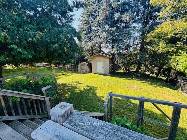 Photo 27 of 914 Eleventh Ave N, Kenora, Evergreen — HOMEH