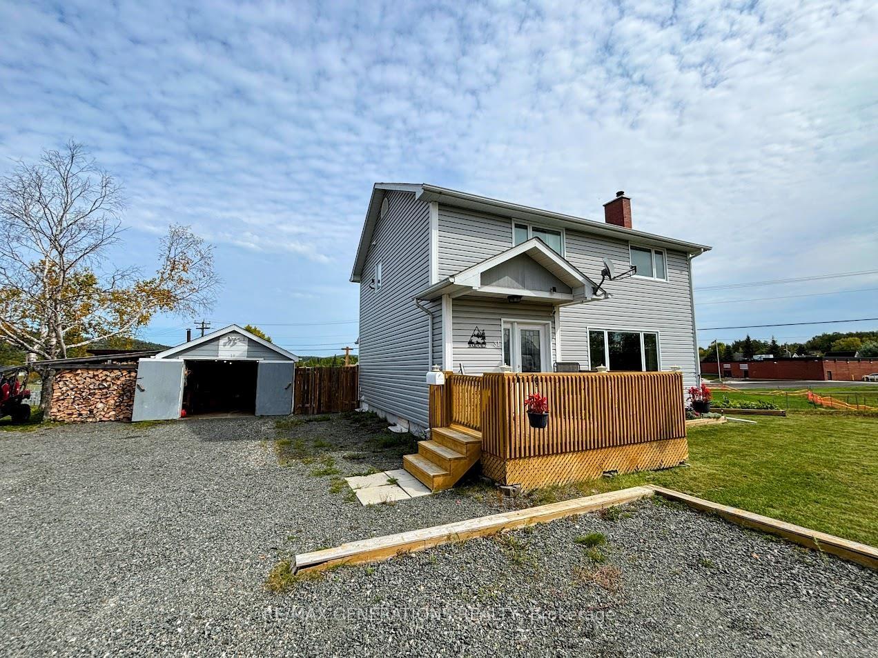 Photo 1 of 31 Shingwauk Drive, Manitouwadge — HOMEH