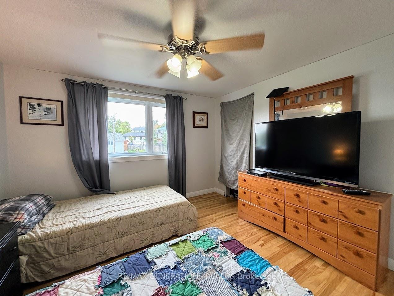 Photo 12 of 31 Shingwauk Drive, Manitouwadge — HOMEH