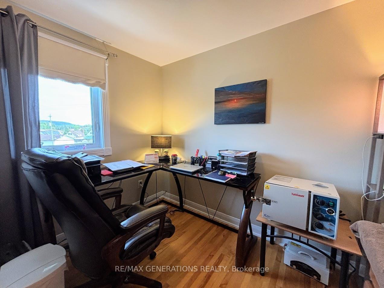 Photo 19 of 31 Shingwauk Drive, Manitouwadge — HOMEH