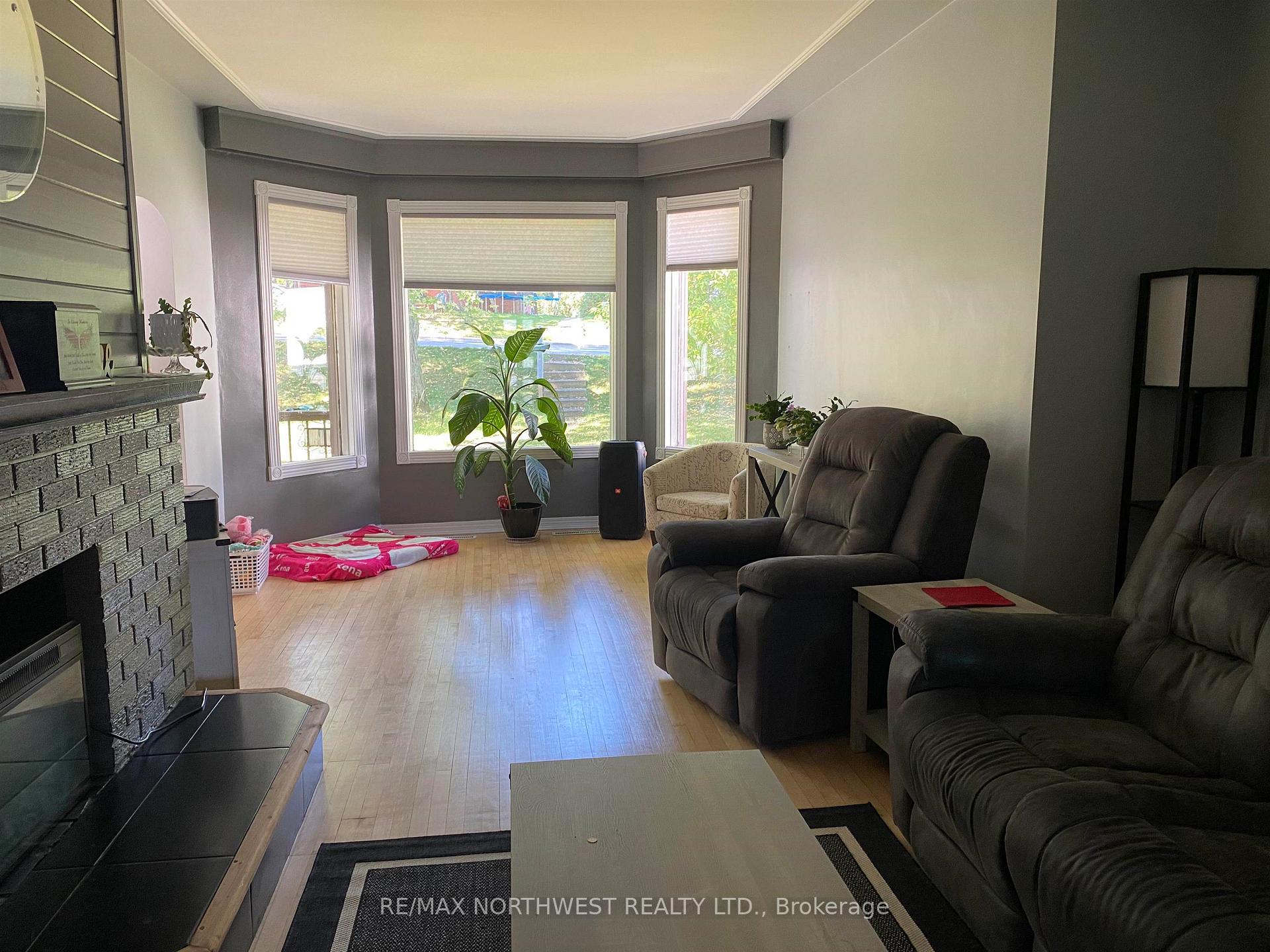 Photo 9 of 539 First Avenue S, Kenora, Lakeside — HOMEH