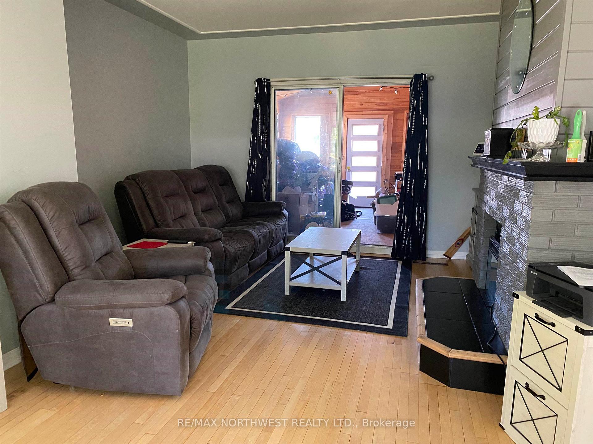 Photo 10 of 539 First Avenue S, Kenora, Lakeside — HOMEH