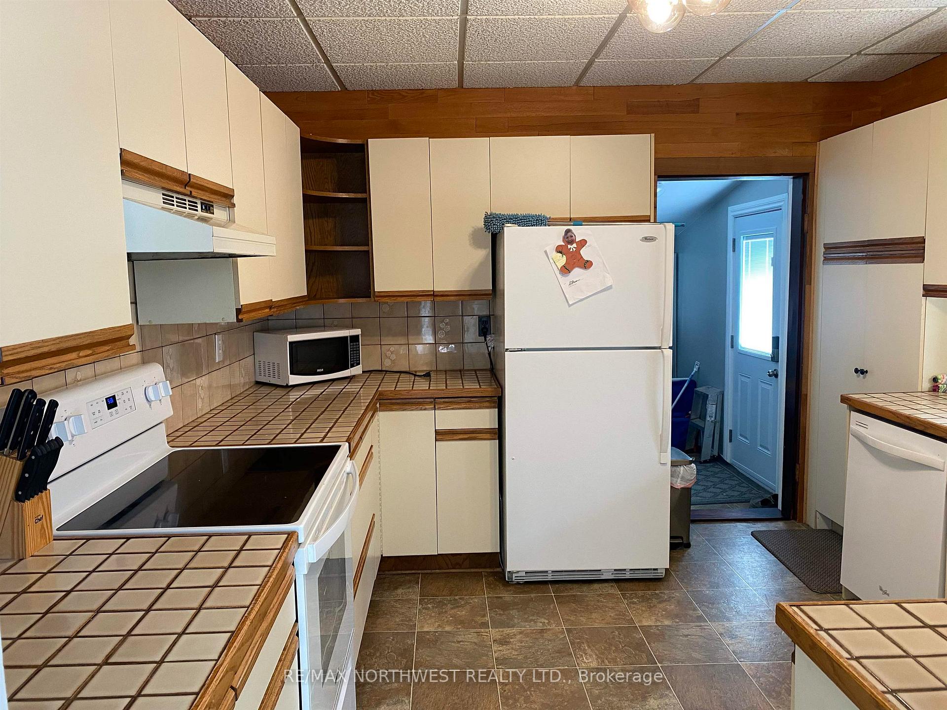 Photo 13 of 539 First Avenue S, Kenora, Lakeside — HOMEH