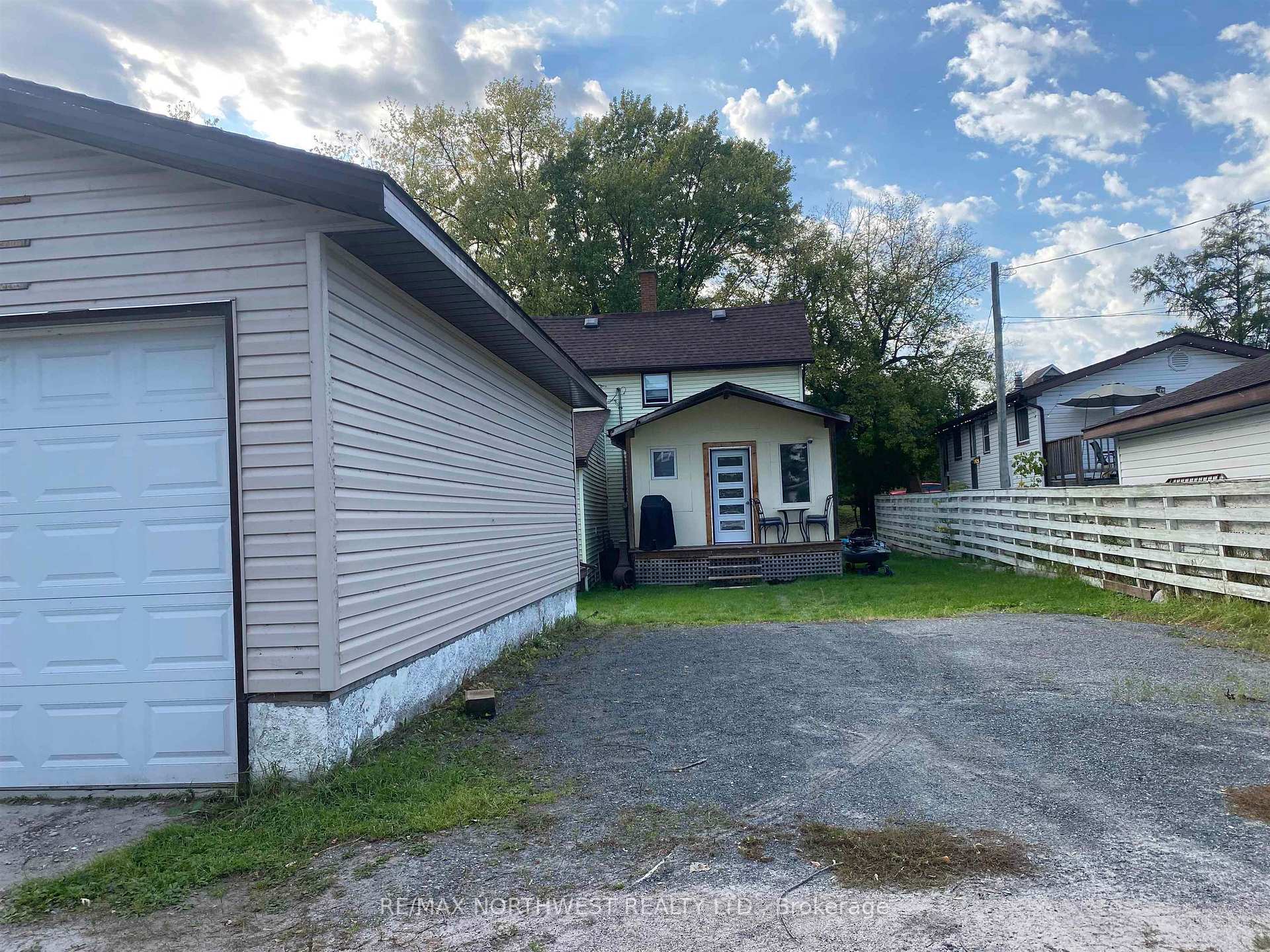 Photo 20 of 539 First Avenue S, Kenora, Lakeside — HOMEH