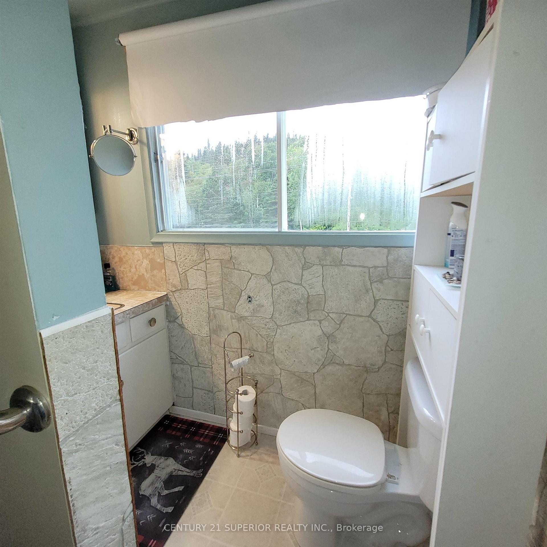 Photo 13 of 25 Yawkey Ave, Marathon — HOMEH