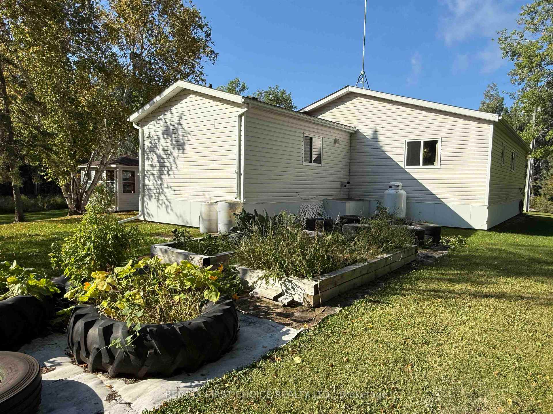Photo 2 of 190 Shinkman Road, Kenora Remote Area, Vermilion Bay — HOMEH