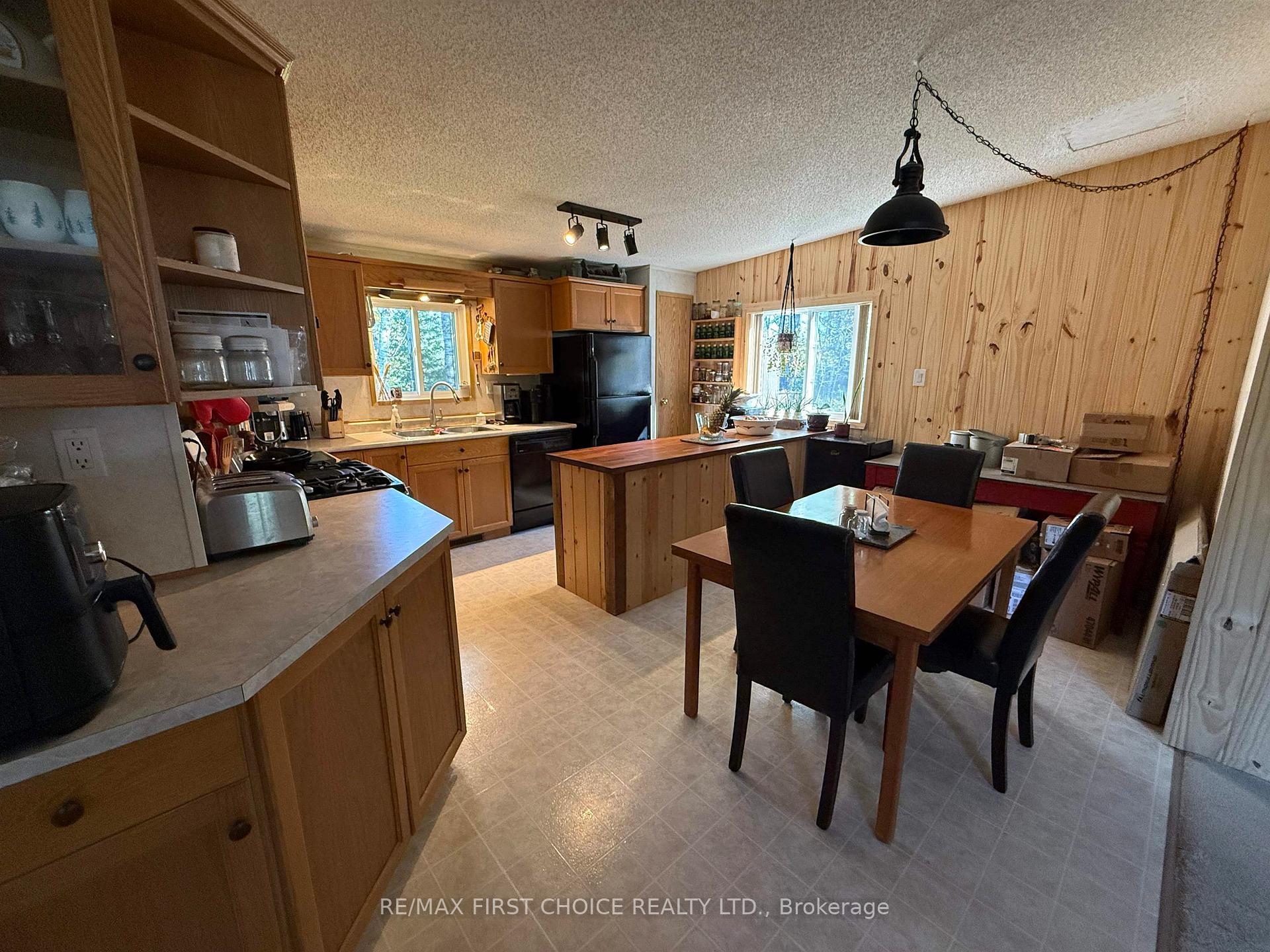 Photo 14 of 190 Shinkman Road, Kenora Remote Area, Vermilion Bay — HOMEH