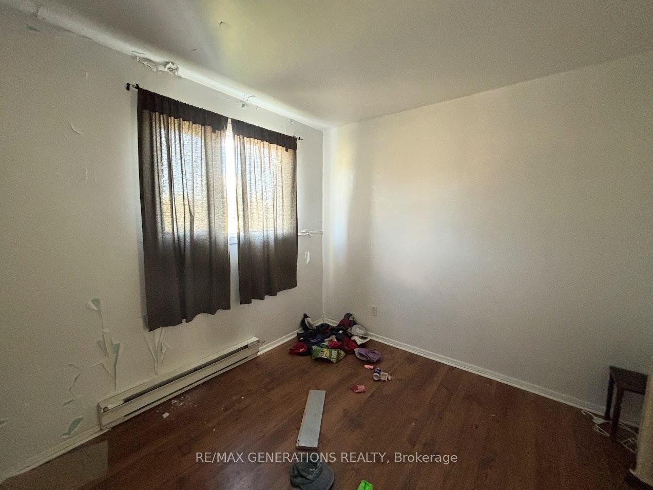 Photo 11 of 10 Ohsweken Road, Manitouwadge — HOMEH