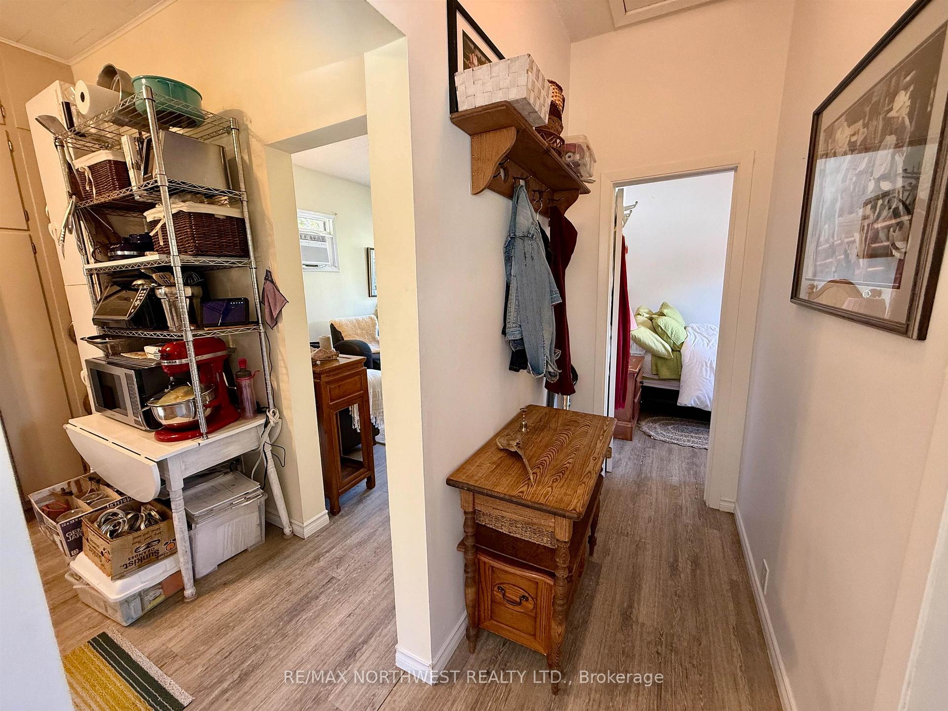 Photo 9 of 407 Fifth Street S, Kenora, Lakeside — HOMEH