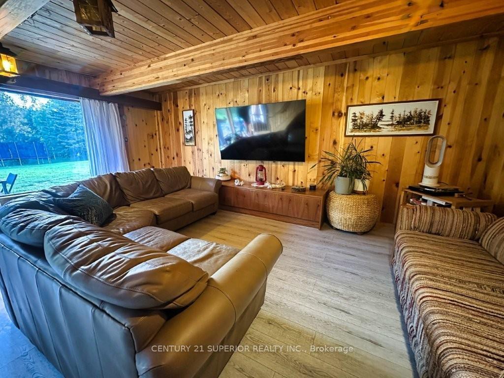 Photo 13 of 522 Hill Road N, Thunder Bay Remote Area, Ware — HOMEH