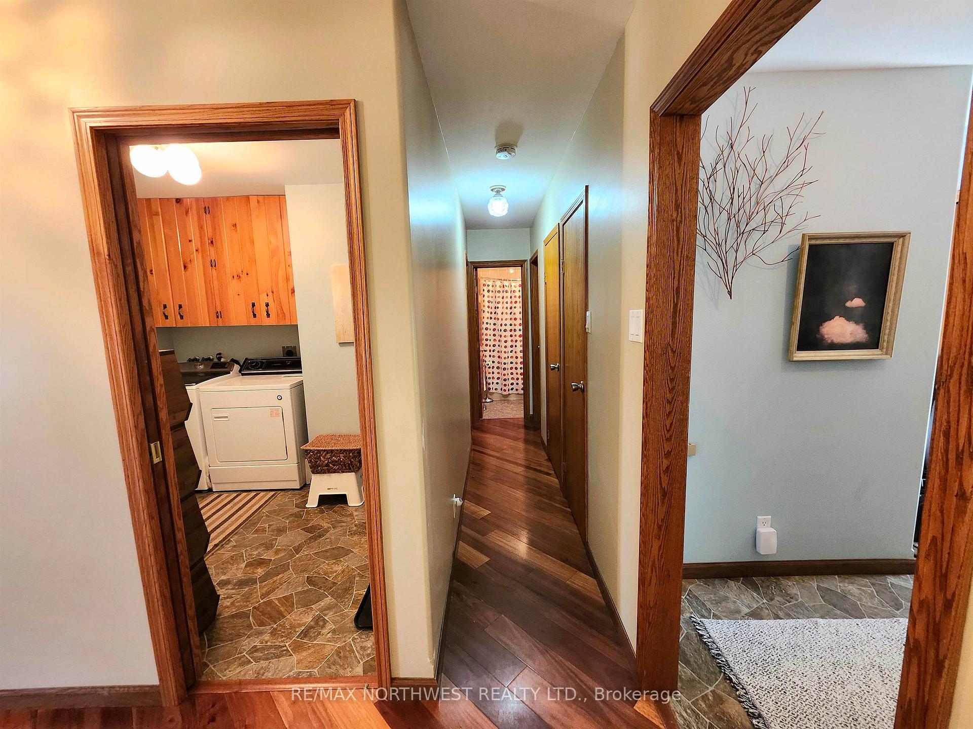 Photo 14 of 504 Front Street, Kenora, Keewatin — HOMEH