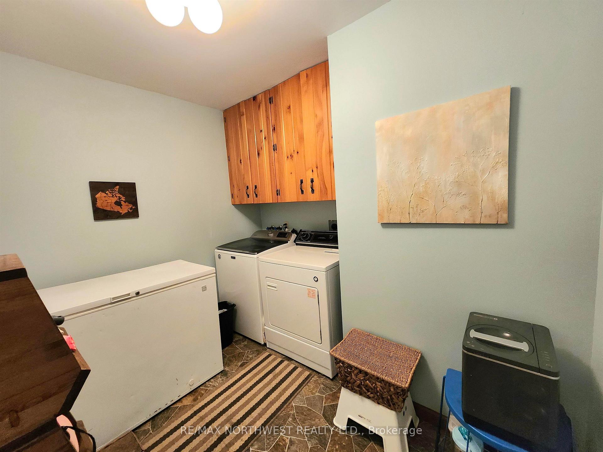 Photo 19 of 504 Front Street, Kenora, Keewatin — HOMEH