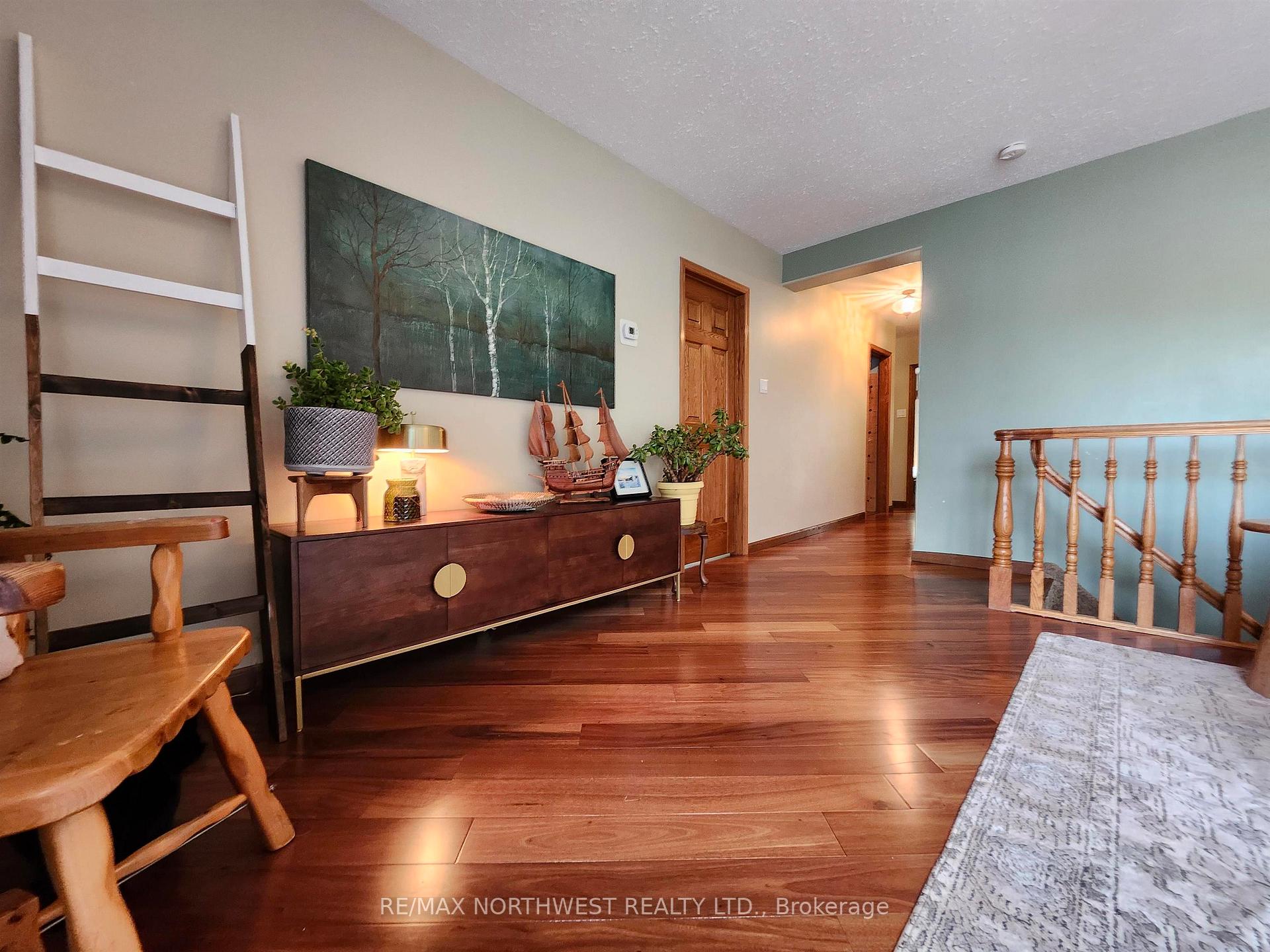 Photo 25 of 504 Front Street, Kenora, Keewatin — HOMEH