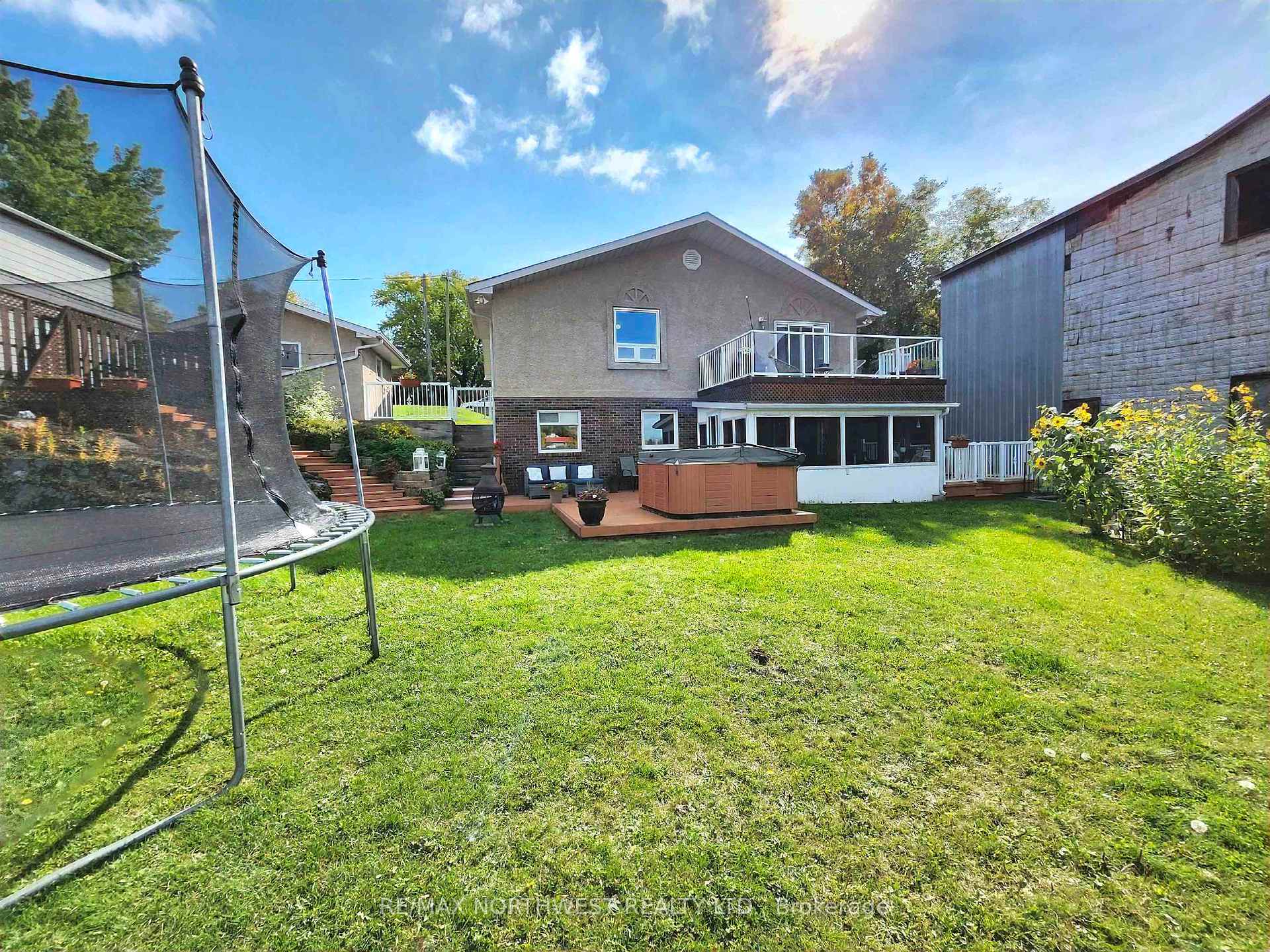 Photo 45 of 504 Front Street, Kenora, Keewatin — HOMEH