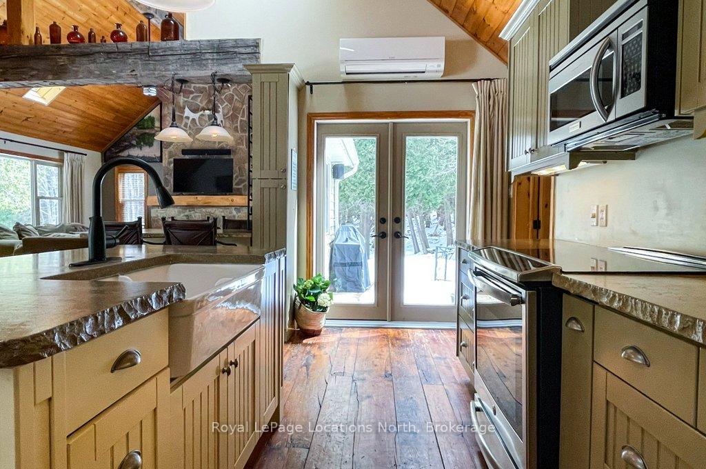 Photo 15 of 9265 County 9 Road, Clearview, Rural Clearview — HOMEH