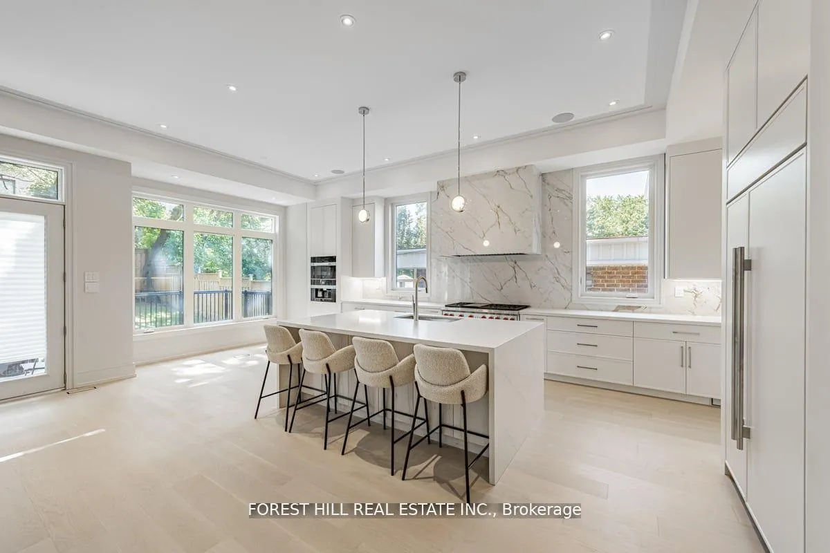 Photo 8 of 115 Dewbourne Avenue, Toronto, Humewood-Cedarvale — HOMEH