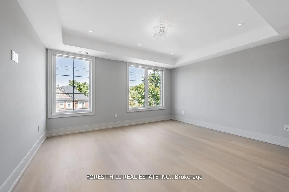 Photo 15 of 115 Dewbourne Avenue, Toronto, Humewood-Cedarvale — HOMEH