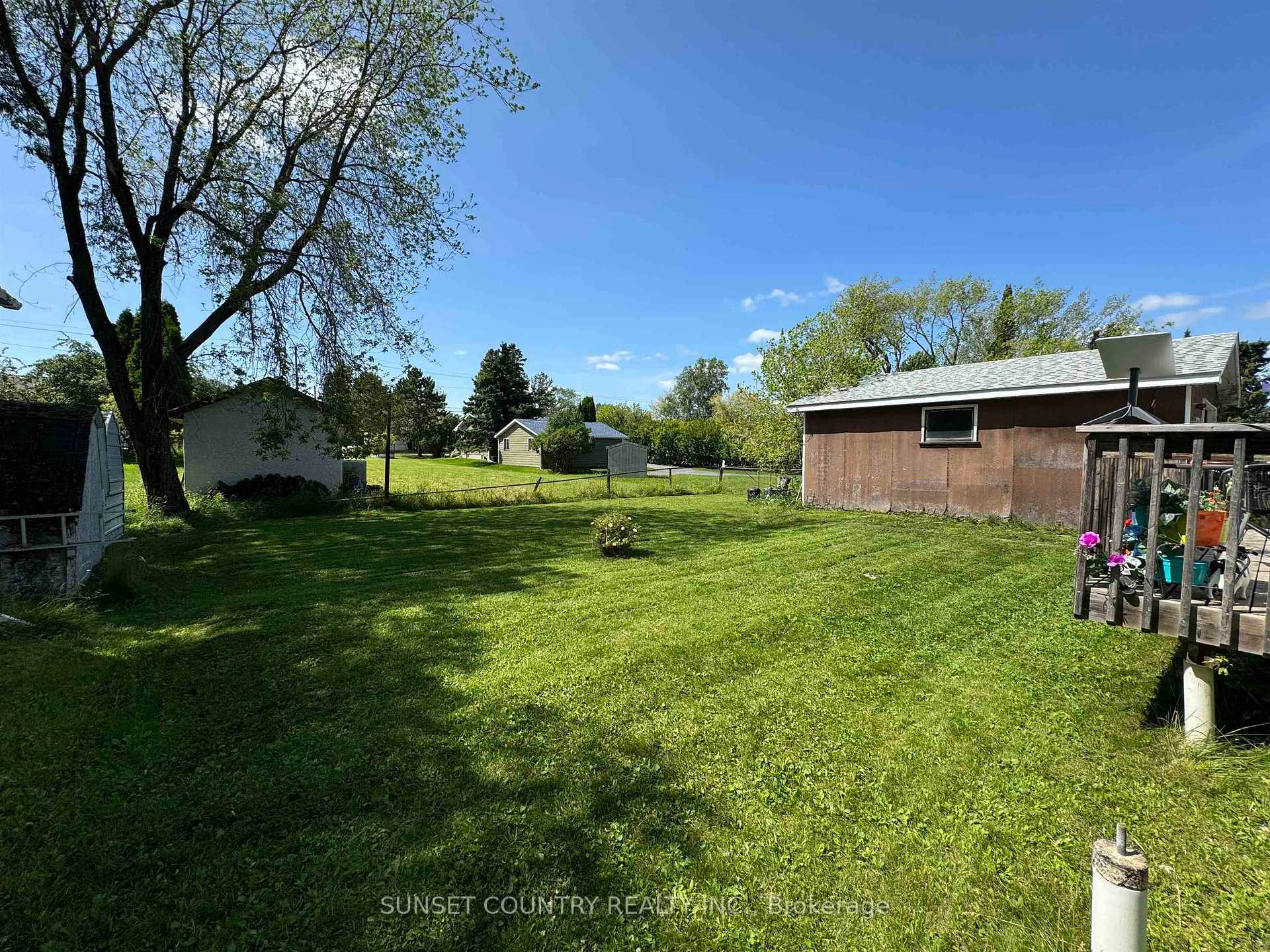 Photo 5 of 230 Pitt Avenue, Dryden, Milestone — HOMEH