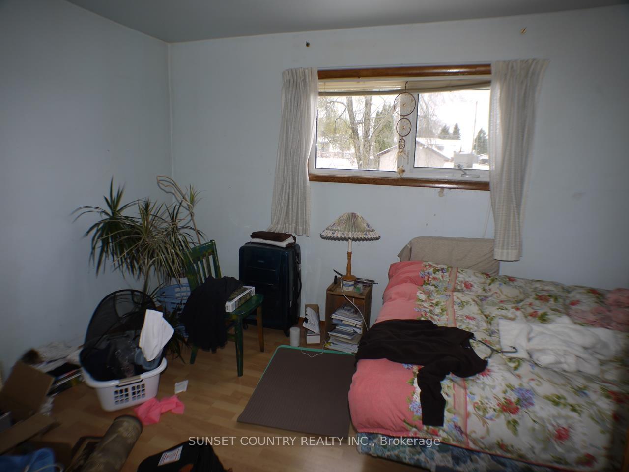 Photo 17 of 230 Pitt Avenue, Dryden, Milestone — HOMEH