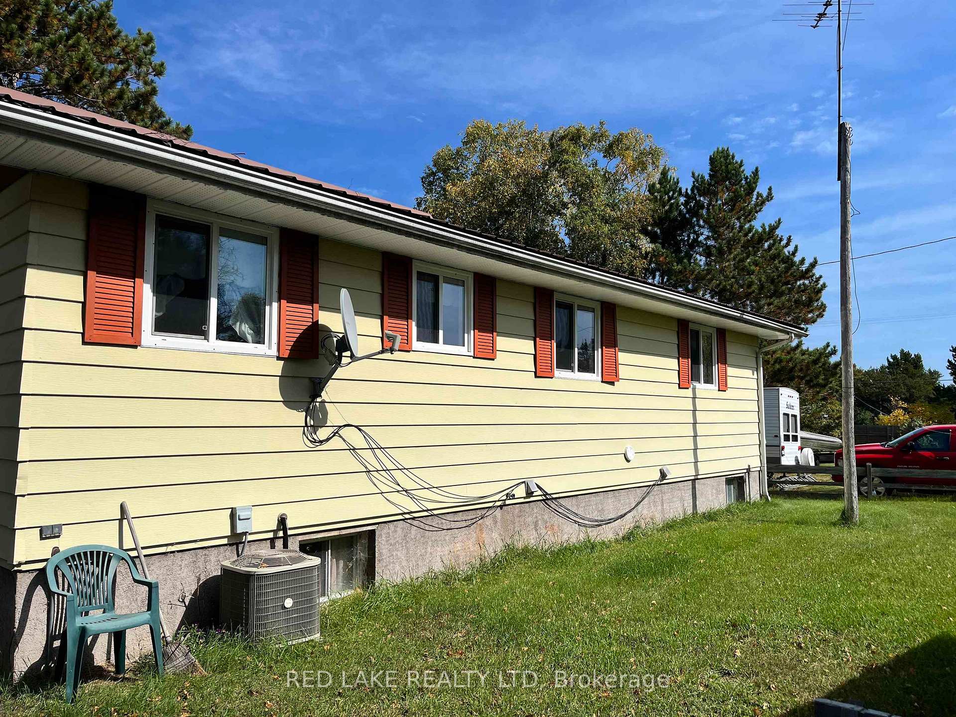 Photo 5 of 27 Balsam Avenue, Ear Falls — HOMEH