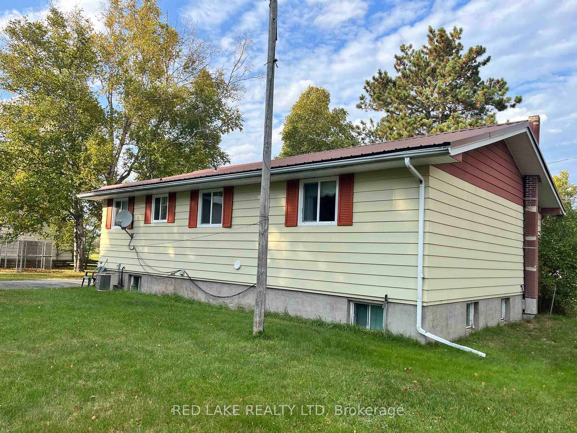 Photo 6 of 27 Balsam Avenue, Ear Falls — HOMEH