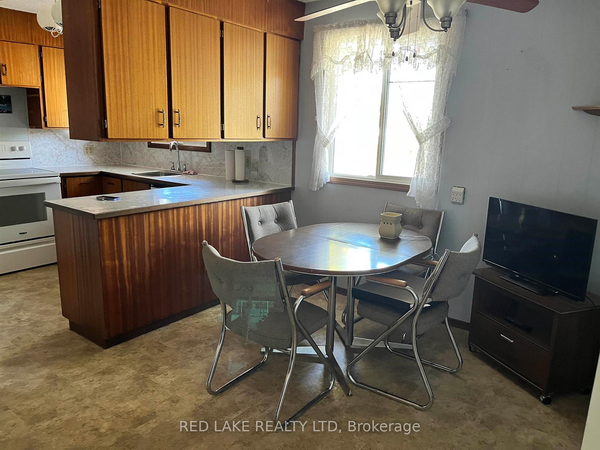 Photo 11 of 27 Balsam Avenue, Ear Falls — HOMEH