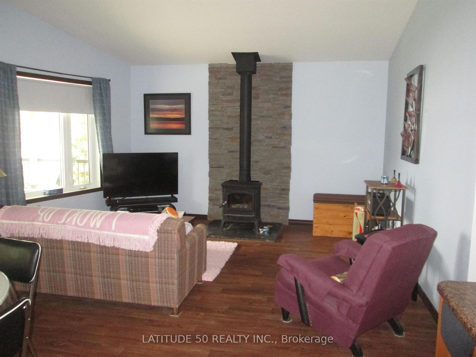 Photo 6 of 28 Parker Lane, Ignace — HOMEH