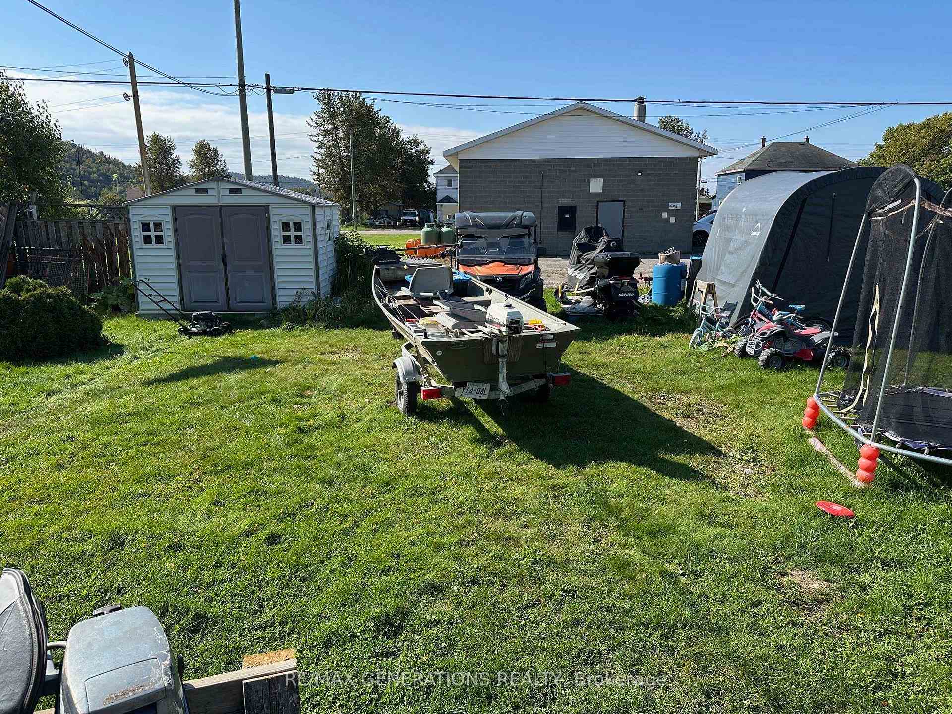 Photo 27 of 208 Ontario Street, Schreiber — HOMEH