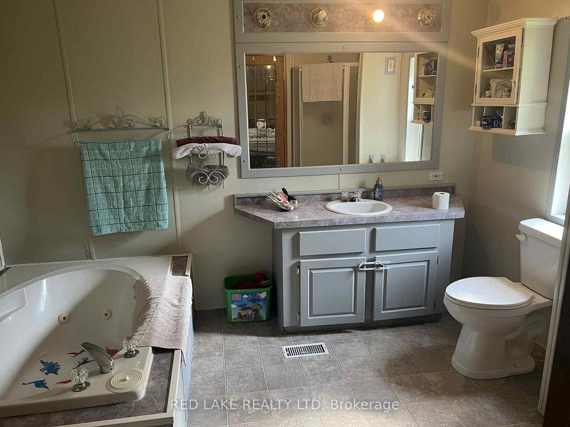 Photo 13 of 133 Birch Drive, Ear Falls — HOMEH