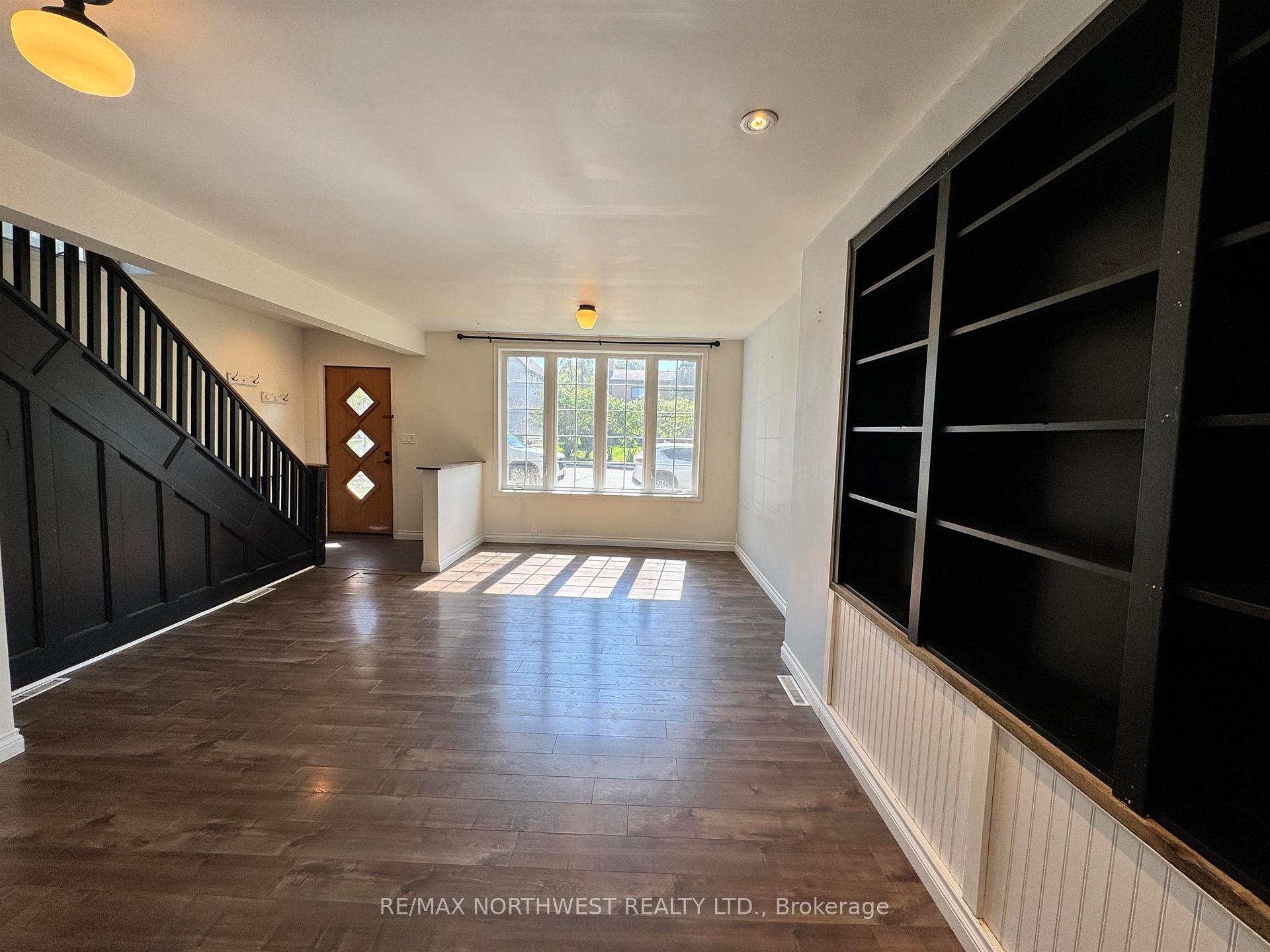 Photo 3 of 514 First Street South, Kenora, Central — HOMEH