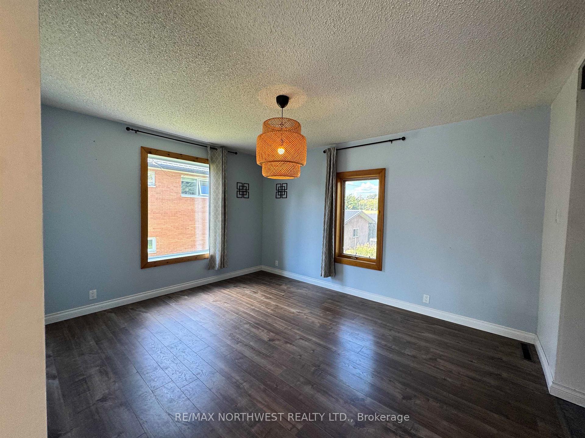 Photo 8 of 514 First Street South, Kenora, Central — HOMEH