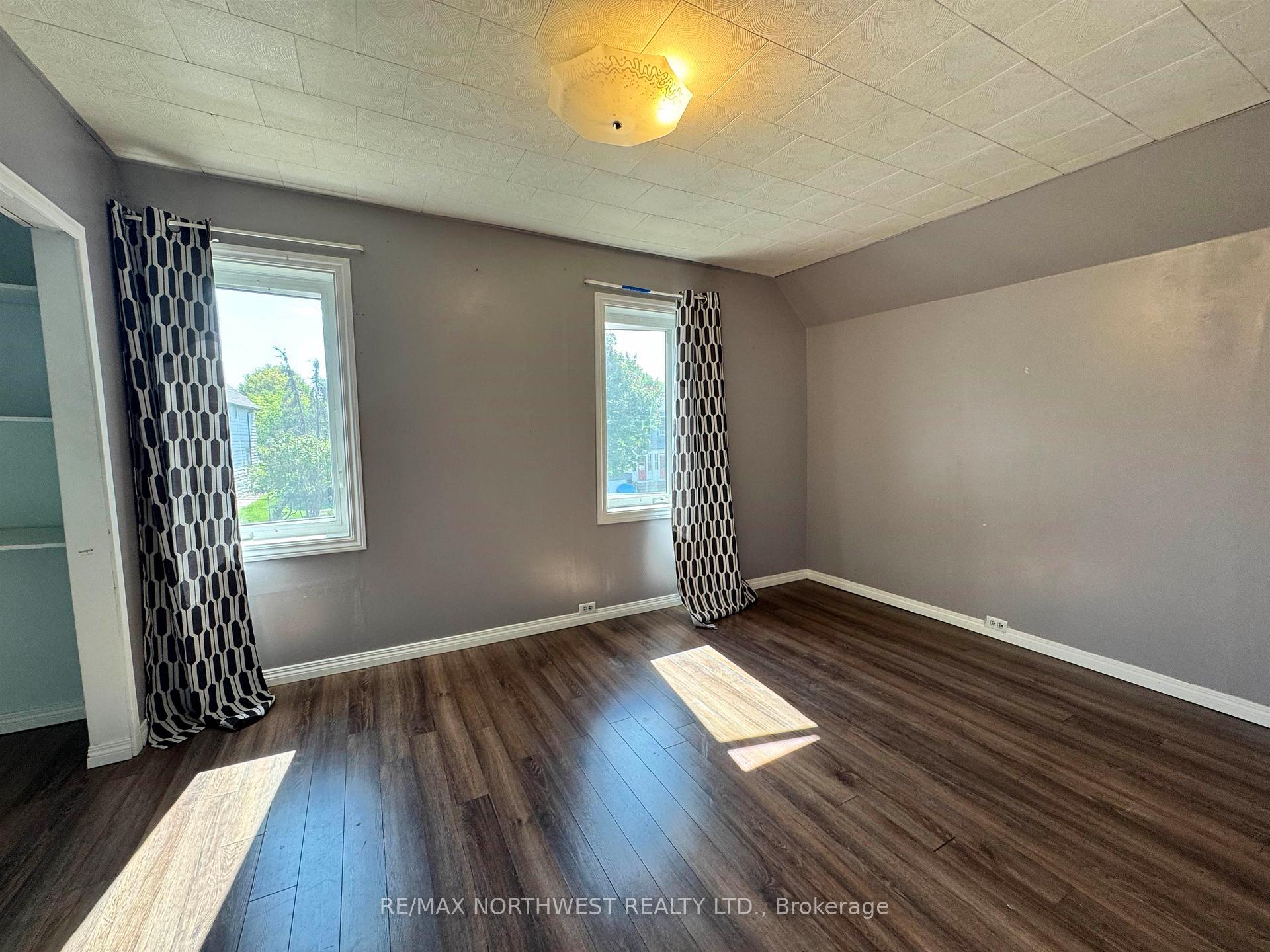 Photo 14 of 514 First Street South, Kenora, Central — HOMEH