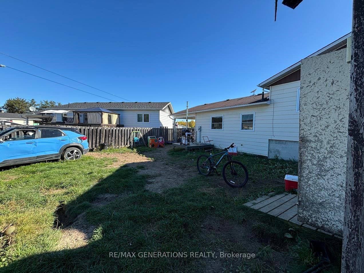 Photo 27 of 33 Moose Drive, Manitouwadge — HOMEH