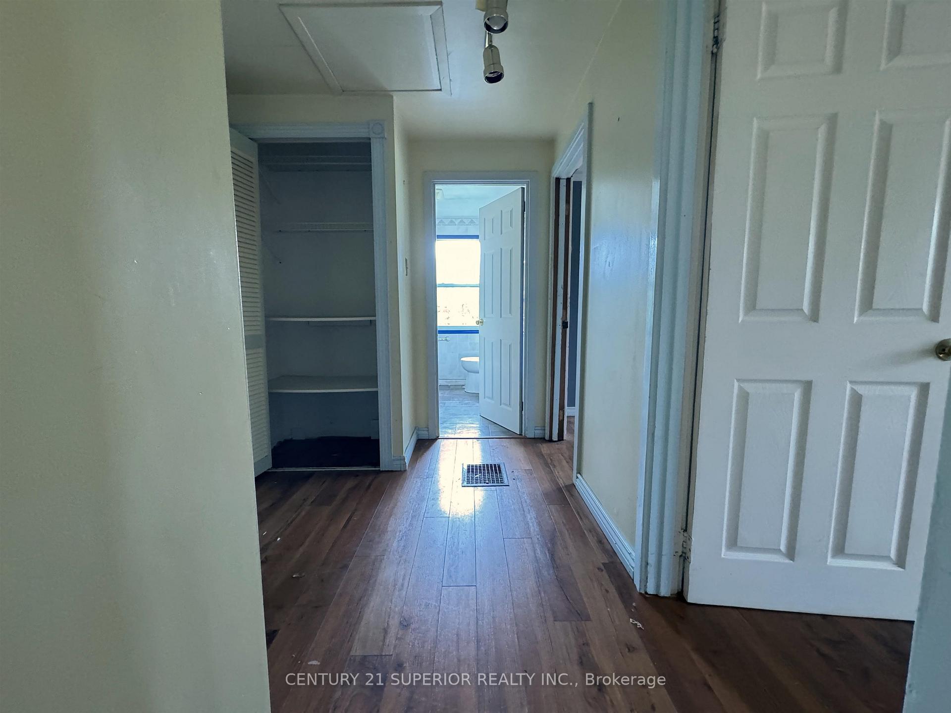 Photo 13 of 3 Ross Ave, Marathon — HOMEH