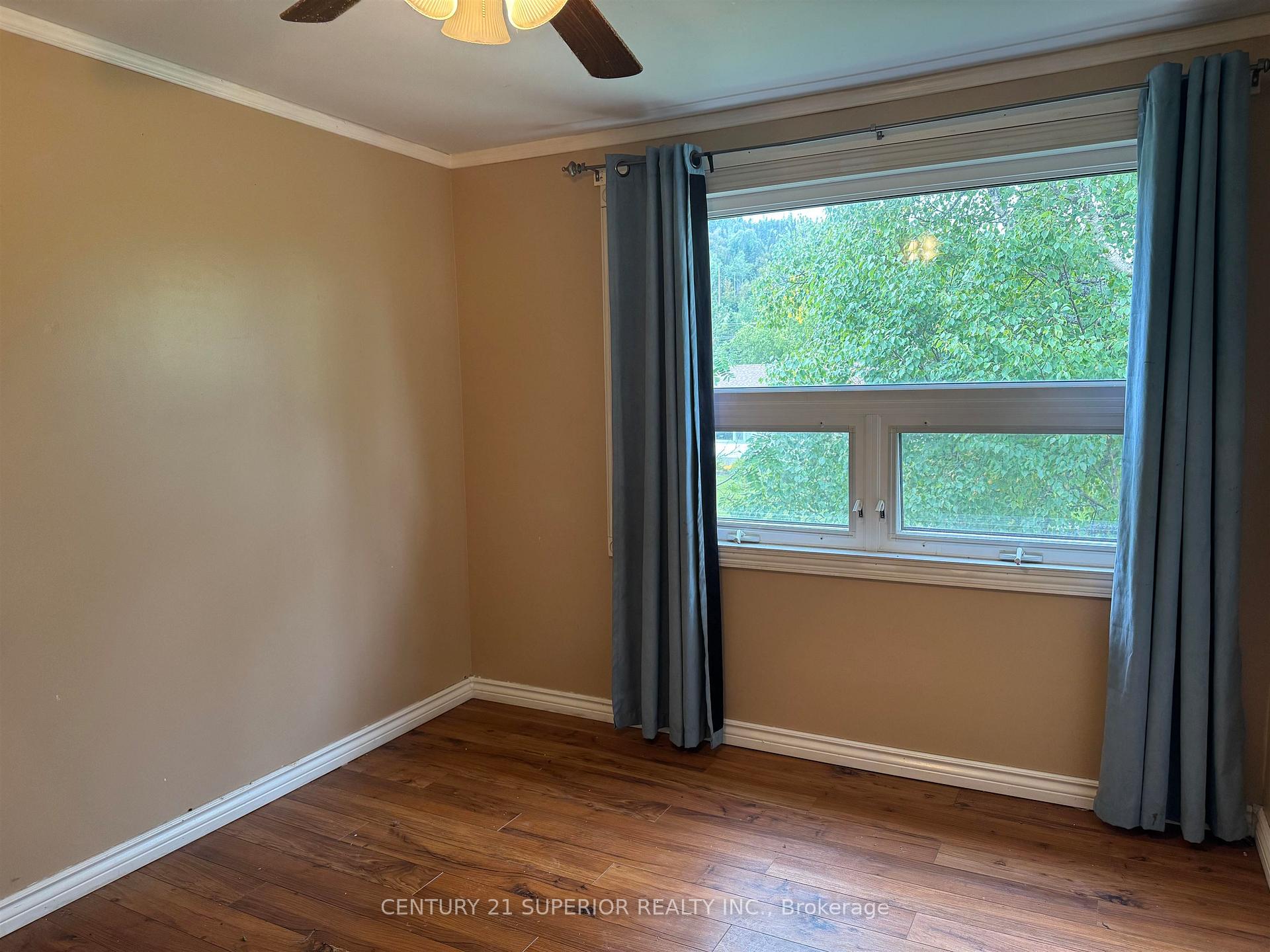 Photo 20 of 3 Ross Ave, Marathon — HOMEH
