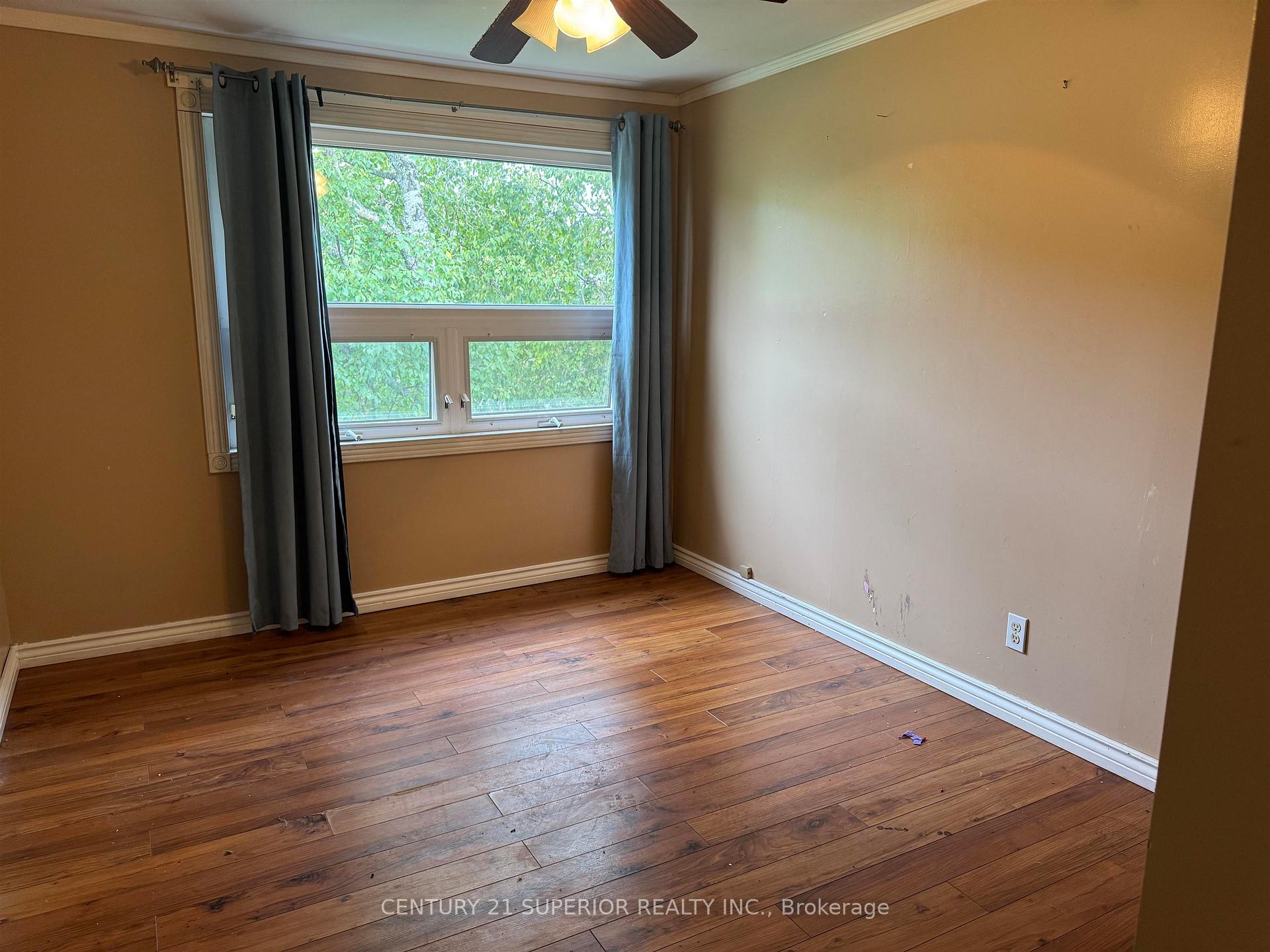 Photo 21 of 3 Ross Ave, Marathon — HOMEH