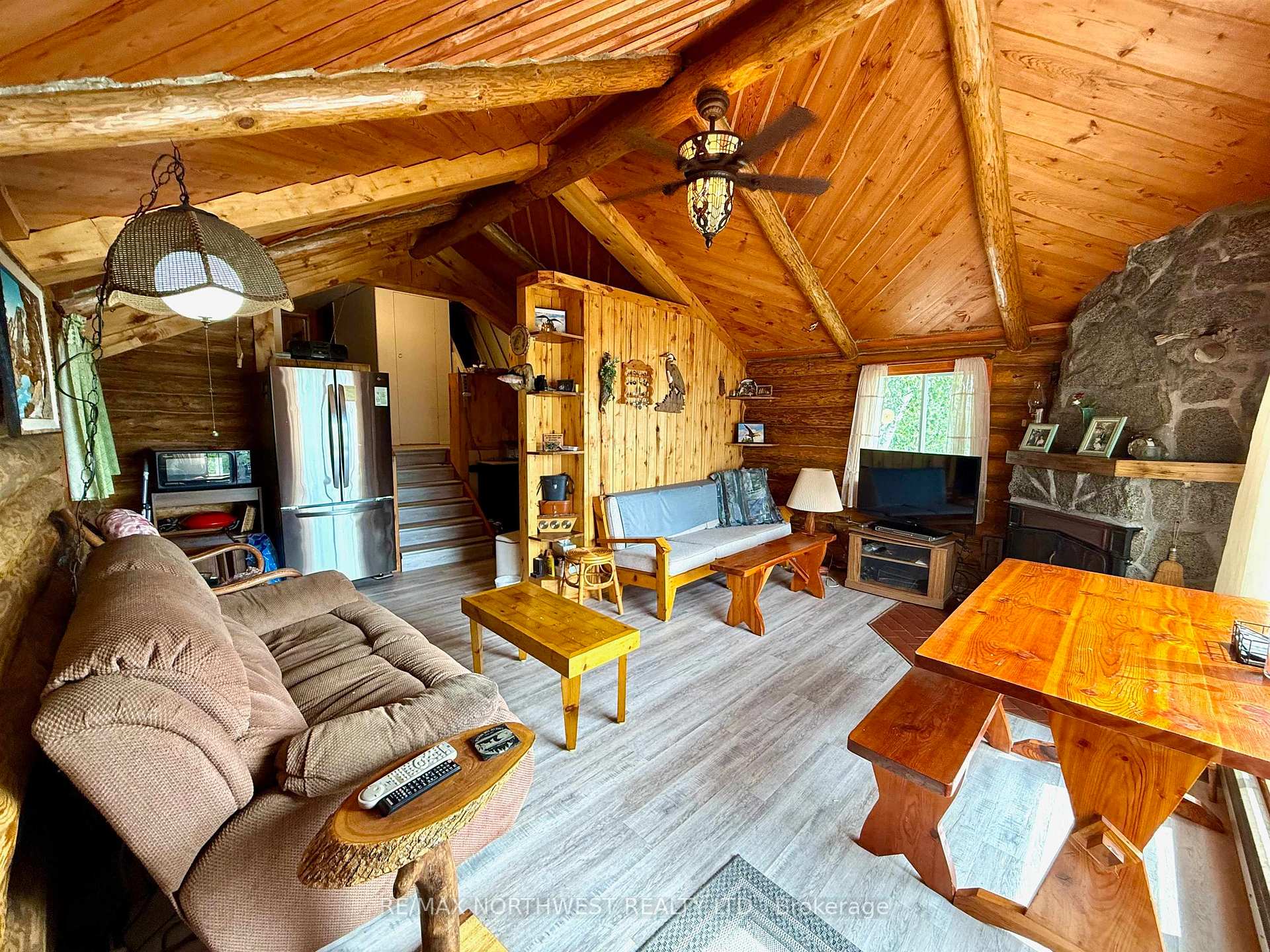 Photo 6 of 979 Storm Bay Road, Kenora Remote Area, Lake of the Woods North — HOMEH