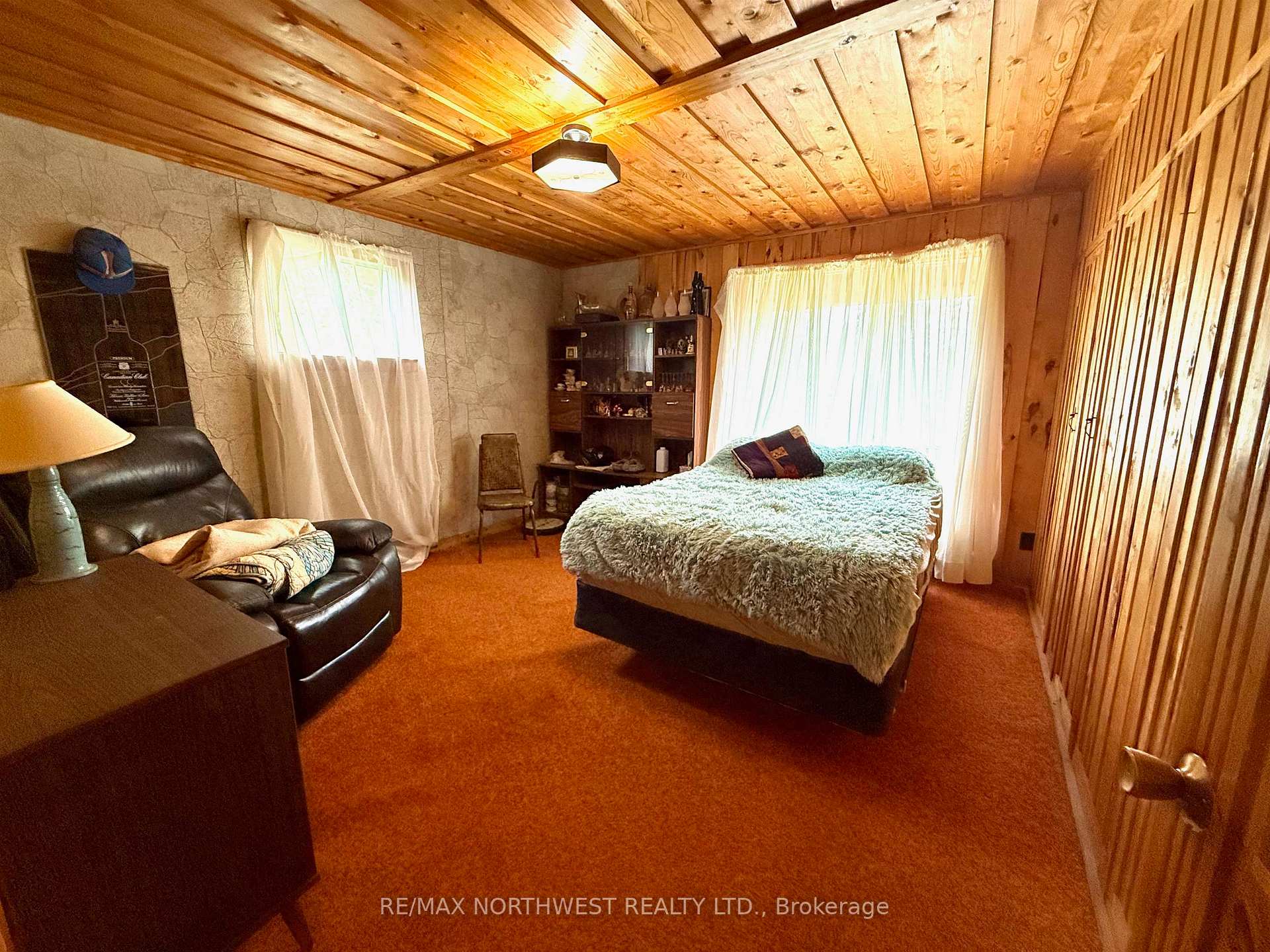 Photo 9 of 979 Storm Bay Road, Kenora Remote Area, Lake of the Woods North — HOMEH