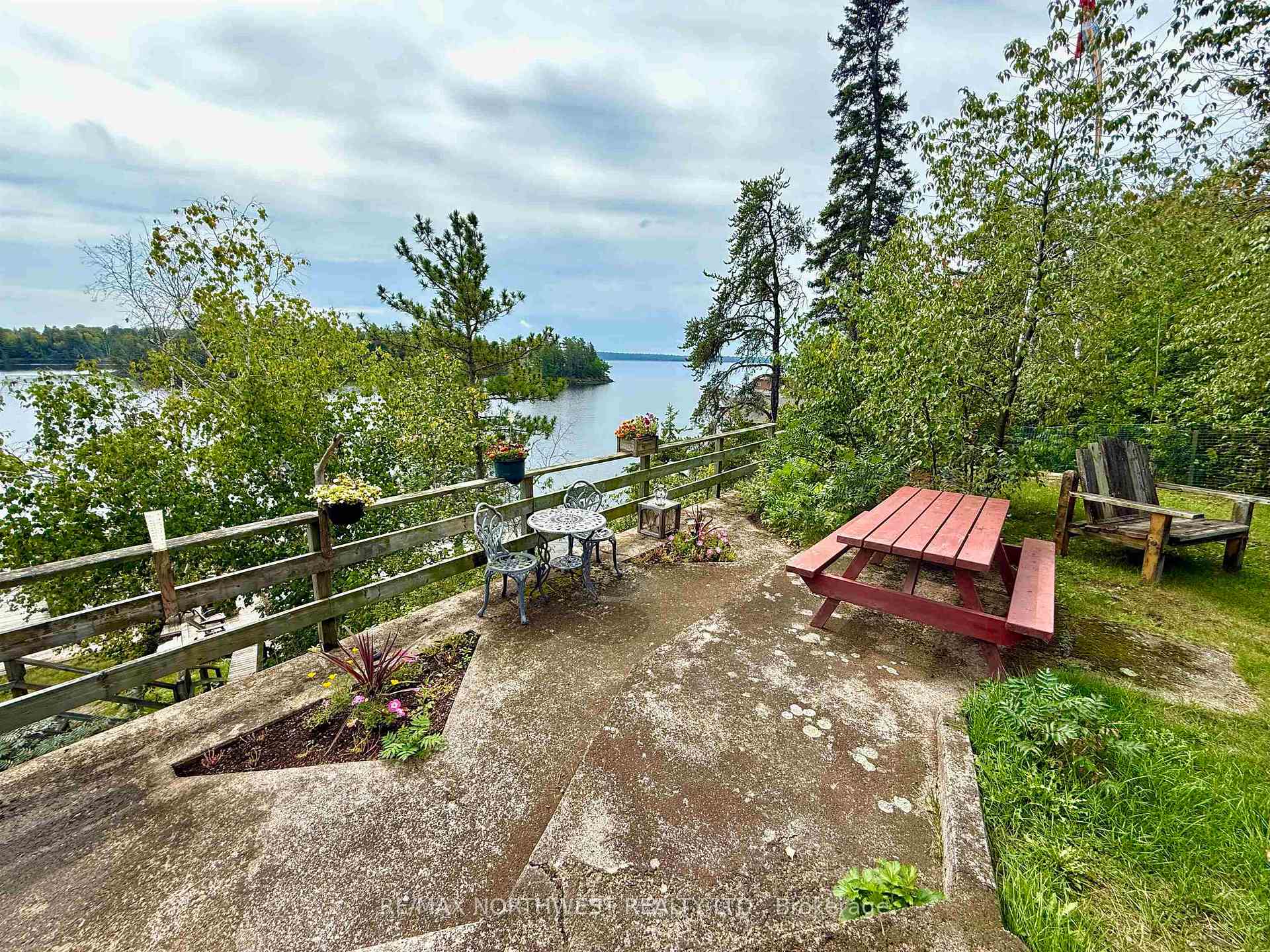 Photo 15 of 979 Storm Bay Road, Kenora Remote Area, Lake of the Woods North — HOMEH