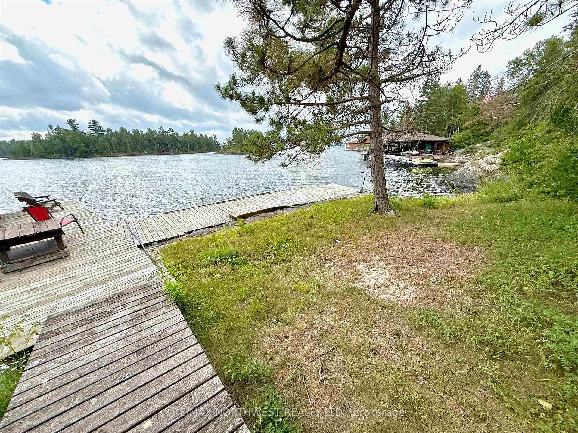 Photo 20 of 979 Storm Bay Road, Kenora Remote Area, Lake of the Woods North — HOMEH