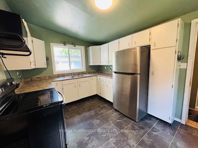 Photo 12 of 215 Matheson St N, Kenora, North End — HOMEH
