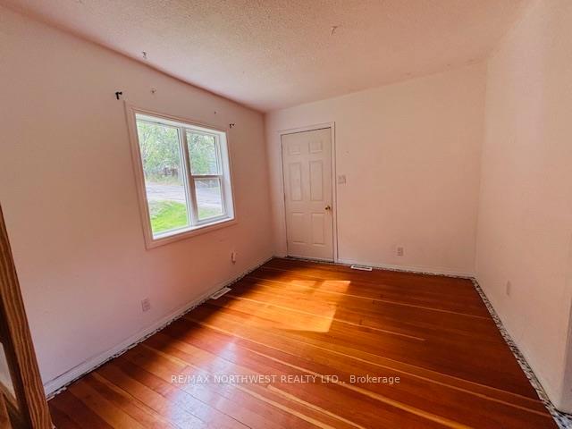 Photo 18 of 215 Matheson St N, Kenora, North End — HOMEH