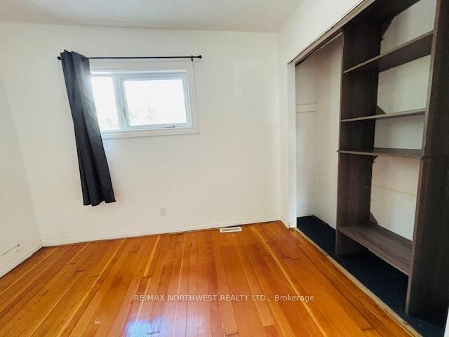 Photo 23 of 215 Matheson St N, Kenora, North End — HOMEH