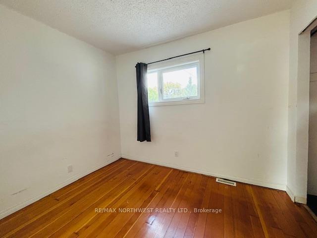 Photo 24 of 215 Matheson St N, Kenora, North End — HOMEH