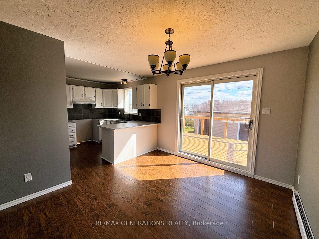 Photo 6 of 8 Otter Avenue, Manitouwadge — HOMEH