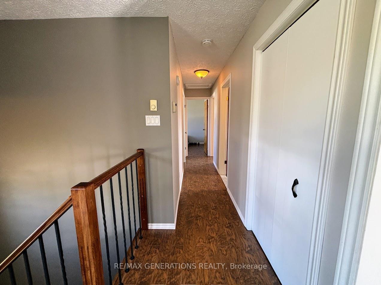 Photo 10 of 8 Otter Avenue, Manitouwadge — HOMEH