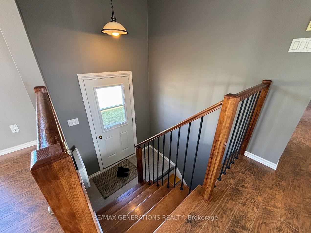 Photo 20 of 8 Otter Avenue, Manitouwadge — HOMEH
