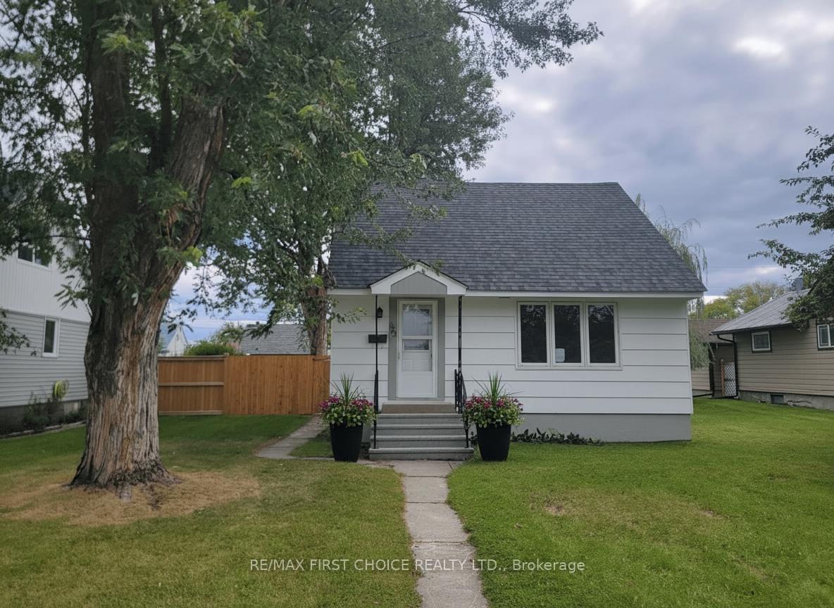 Photo 1 of 613 Third Street W, Fort Frances — HOMEH