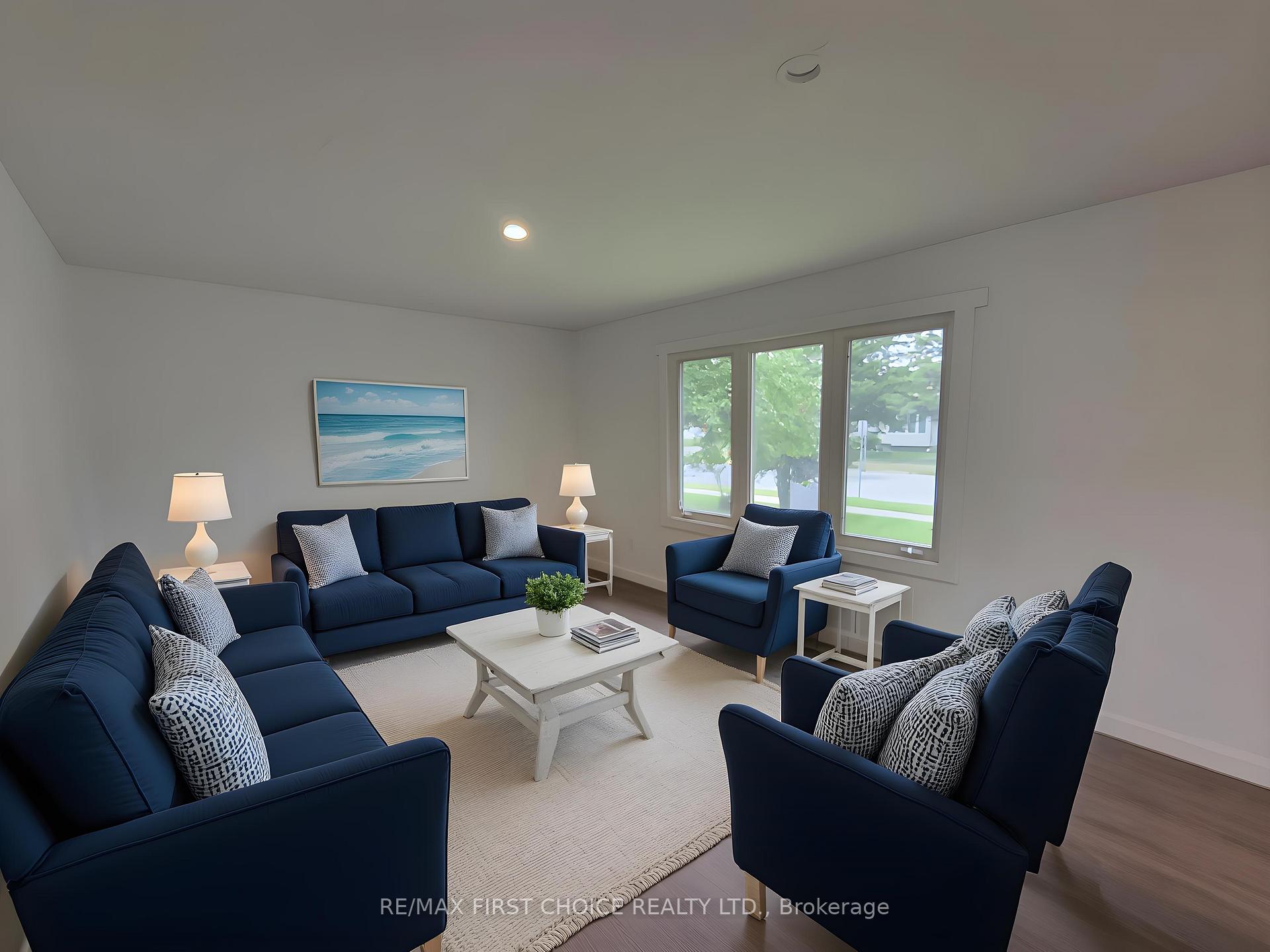 Photo 2 of 613 Third Street W, Fort Frances — HOMEH
